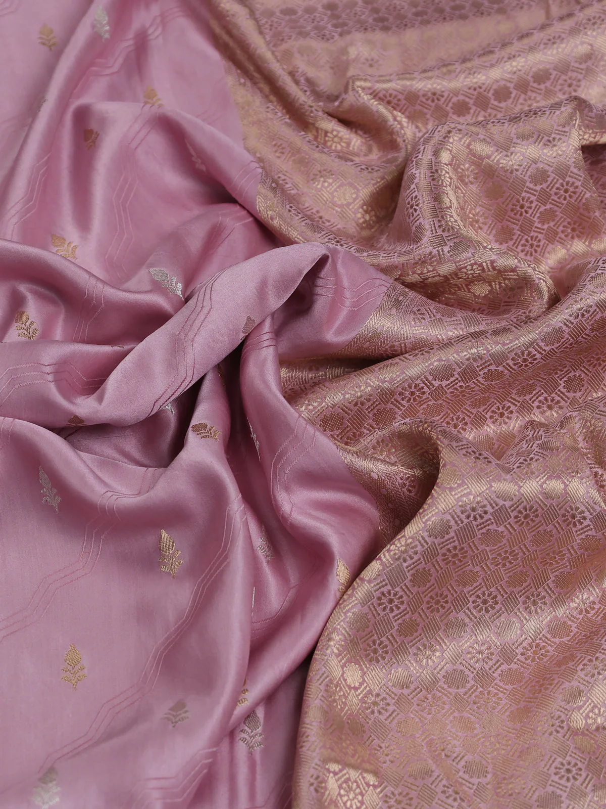 Baby Pink - Red Banarasi Mushru Silk Saree - Image 3
