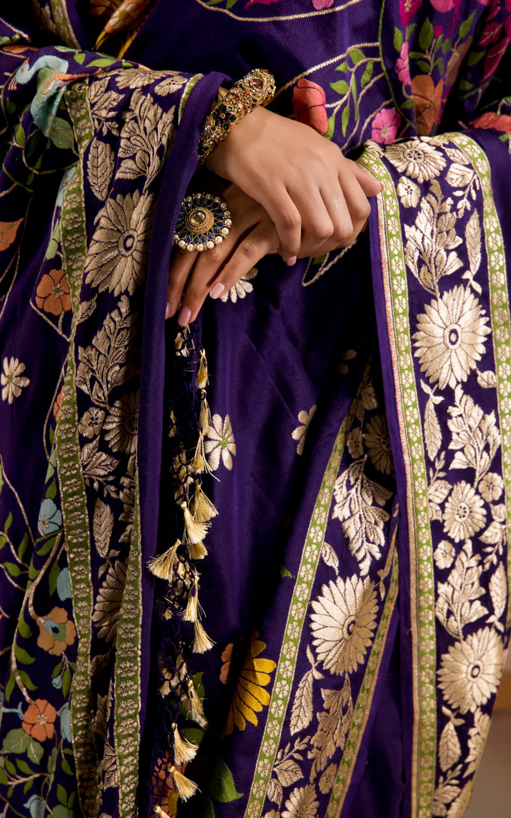 Violet Banarasi Crepe With Kadhua Weaves - Image 9