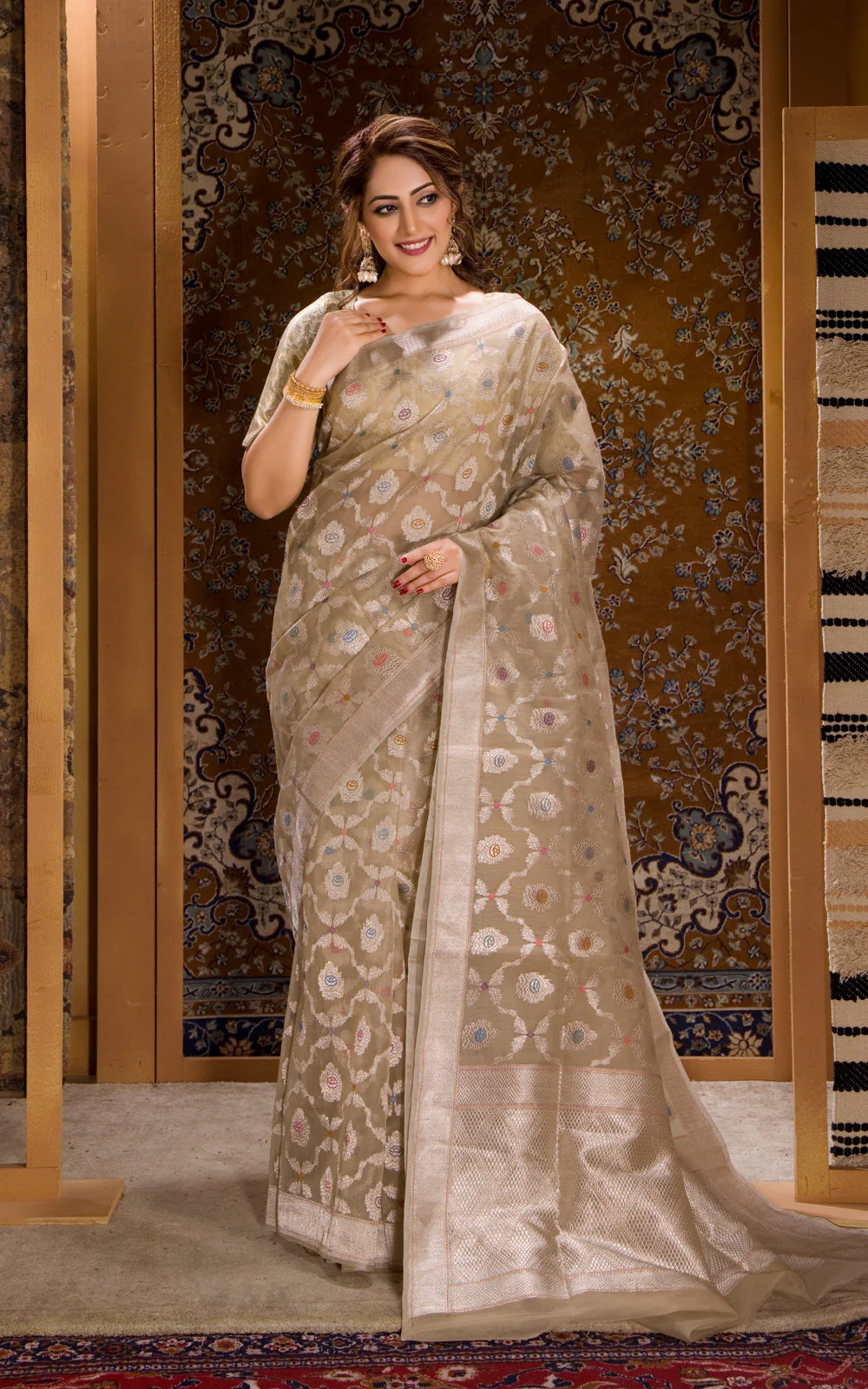 Beige Banarasi Kora Saree With Silver Zari Weaves - Image 3