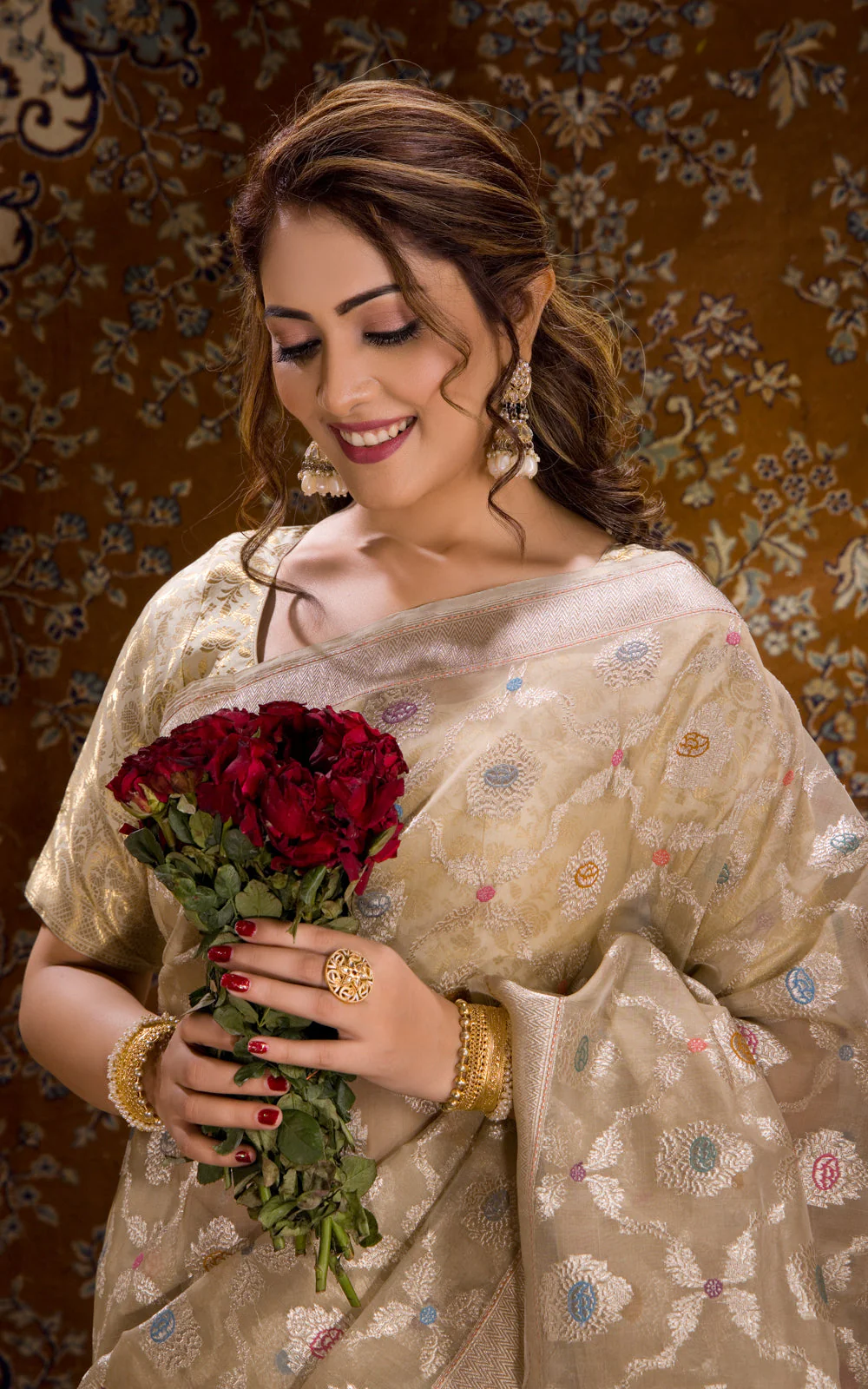 Beige Banarasi Kora Saree With Silver Zari Weaves - Image 9