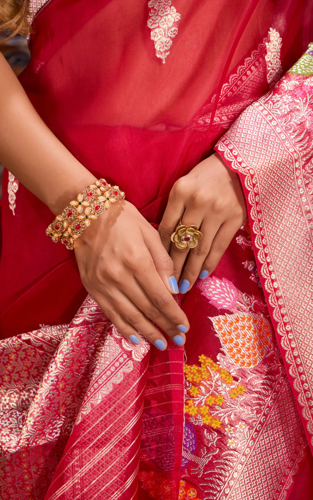 Red Banarasi Kora Saree With Rich Silver Butta - Image 5