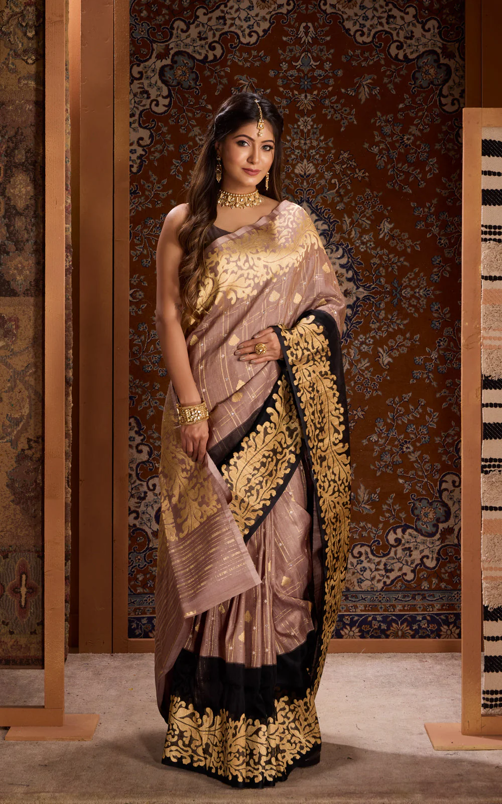 Grey & Black Banarasi Tussar Saree With Kora Border - Image 3