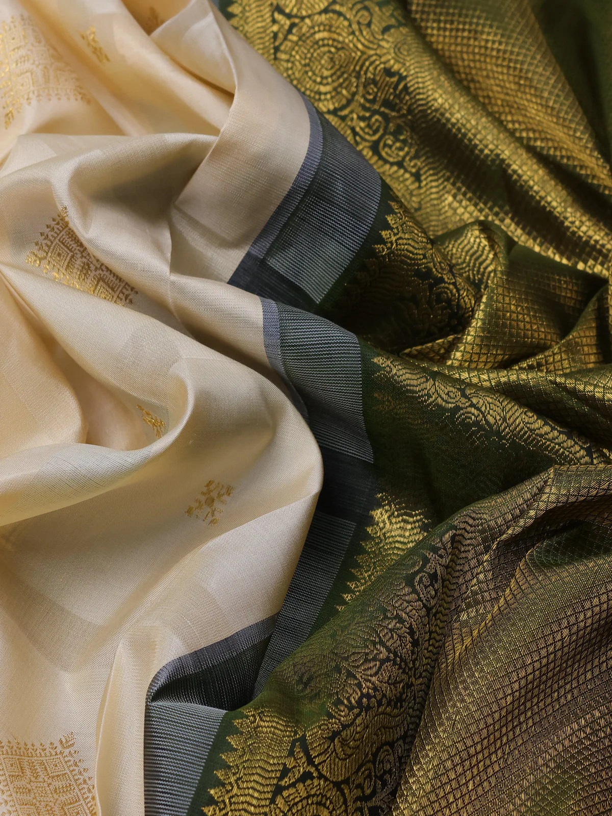 Beige-Bottle Green Pure Kanchipuram Silk Saree - Image 3