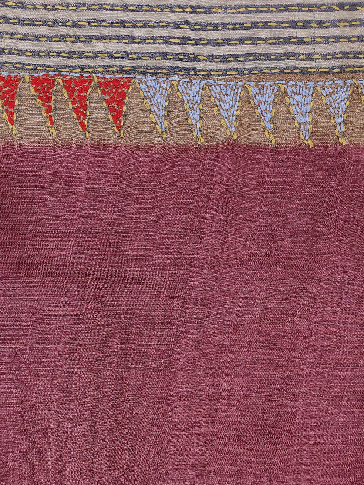 Beige-Maroon Shade Tussar Silk Saree - Image 4