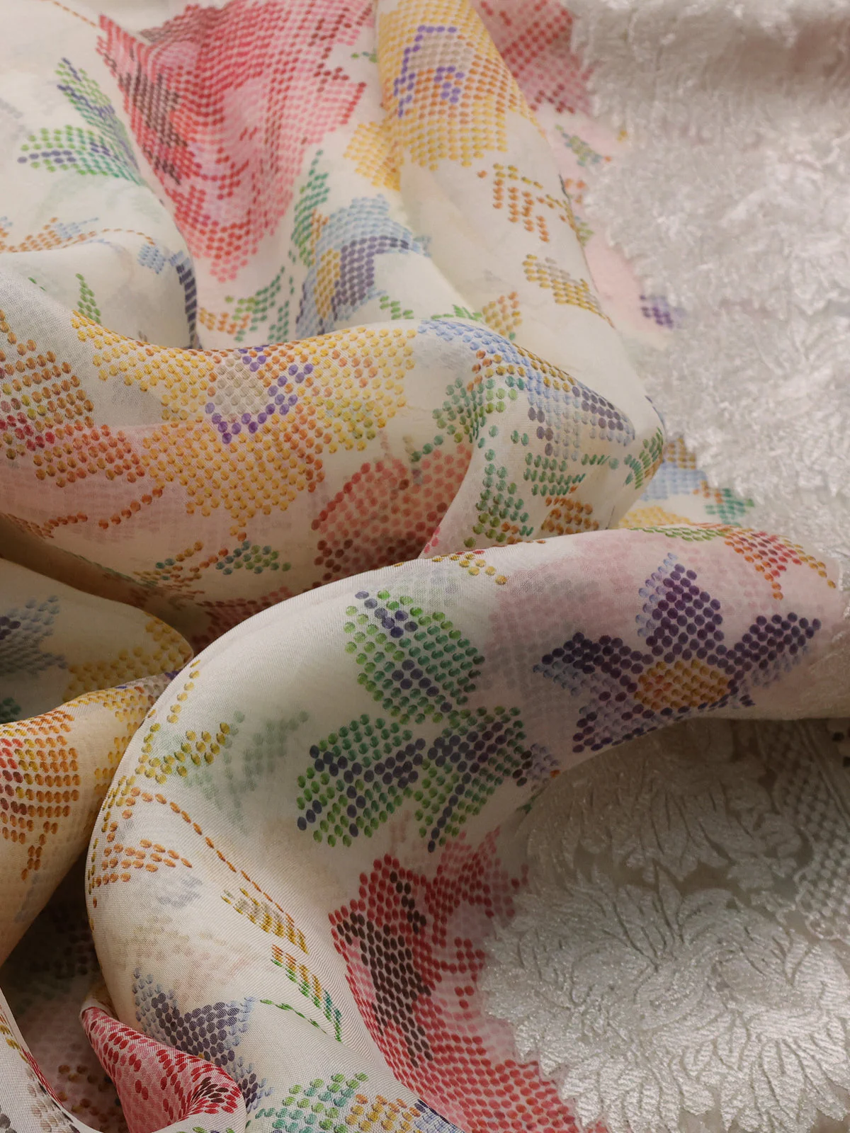 Beige Organza Silk Saree With Allover Prints & Rich Zari Border - Image 3