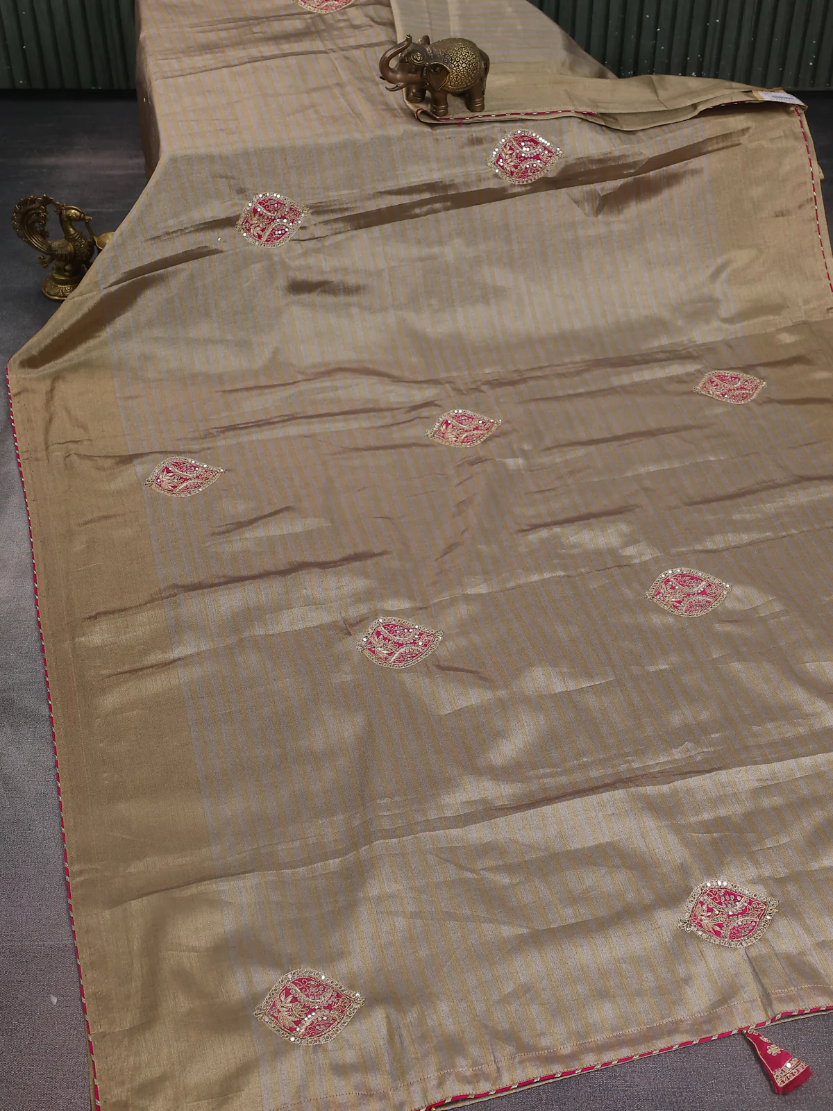Beige-Pink Tissue Saree With Applique Work With Embroidery Readymade Blouse - Image 4