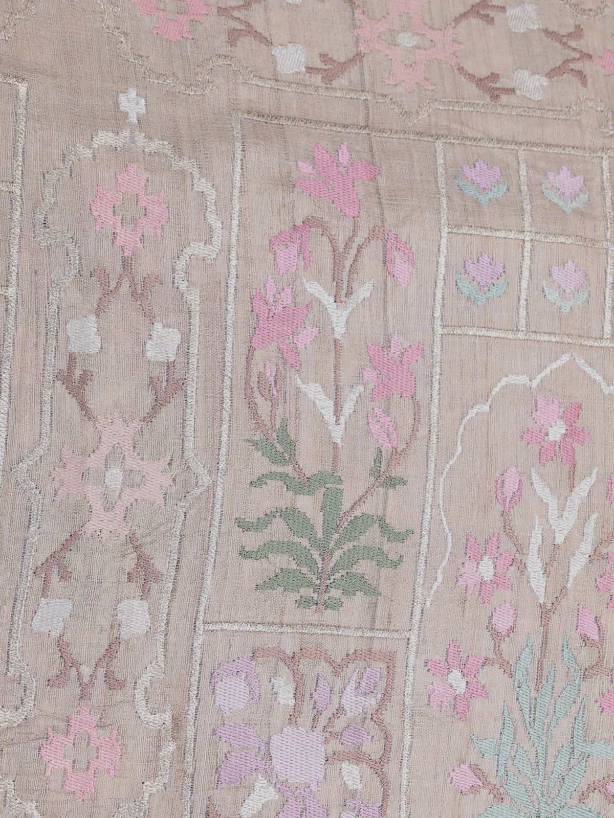 Beige Tissue Organza Silk Saree With Zari Weaves & Border Embroidery - Image 4