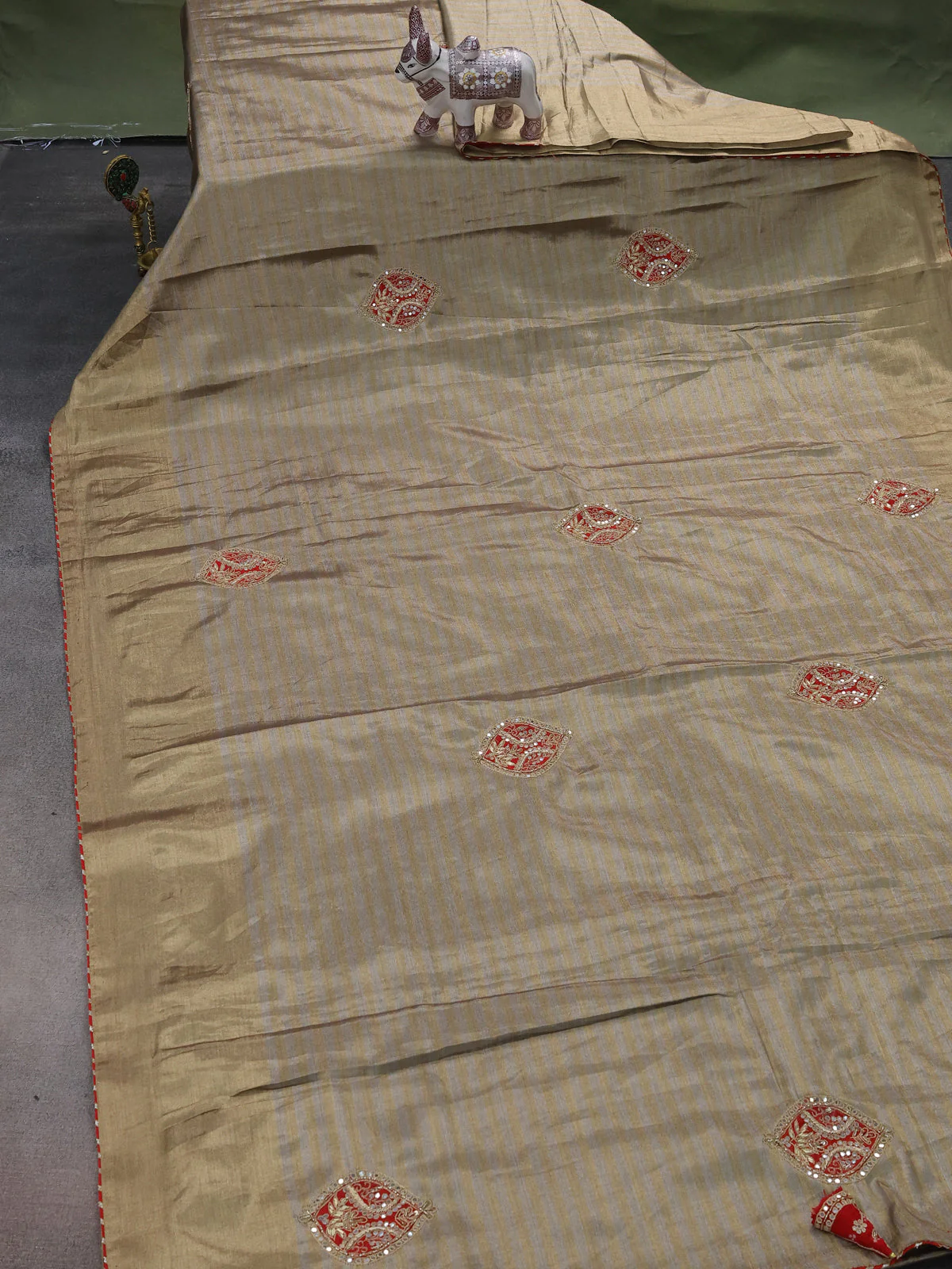 Beige Tissue Saree With Applique Work With Embroidery Readymade Blouse - Image 4