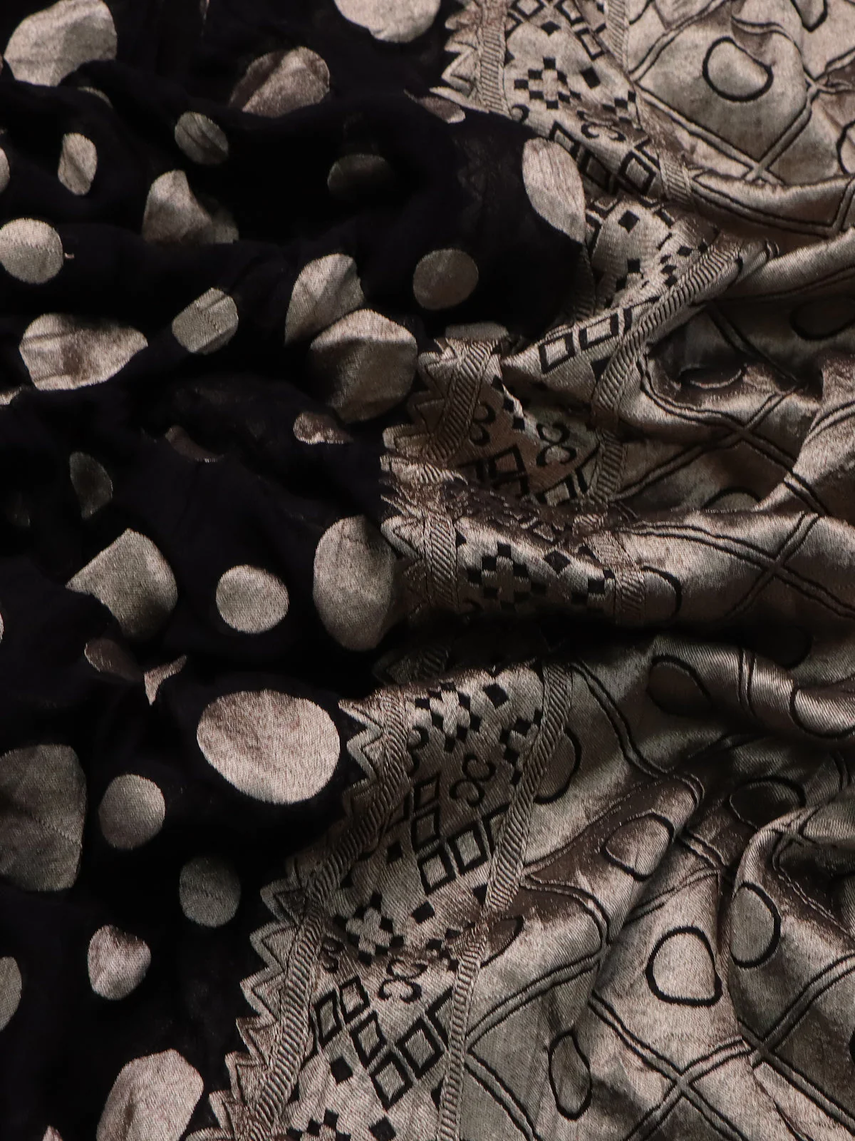 Black Banarasi Georgette Saree - Image 3