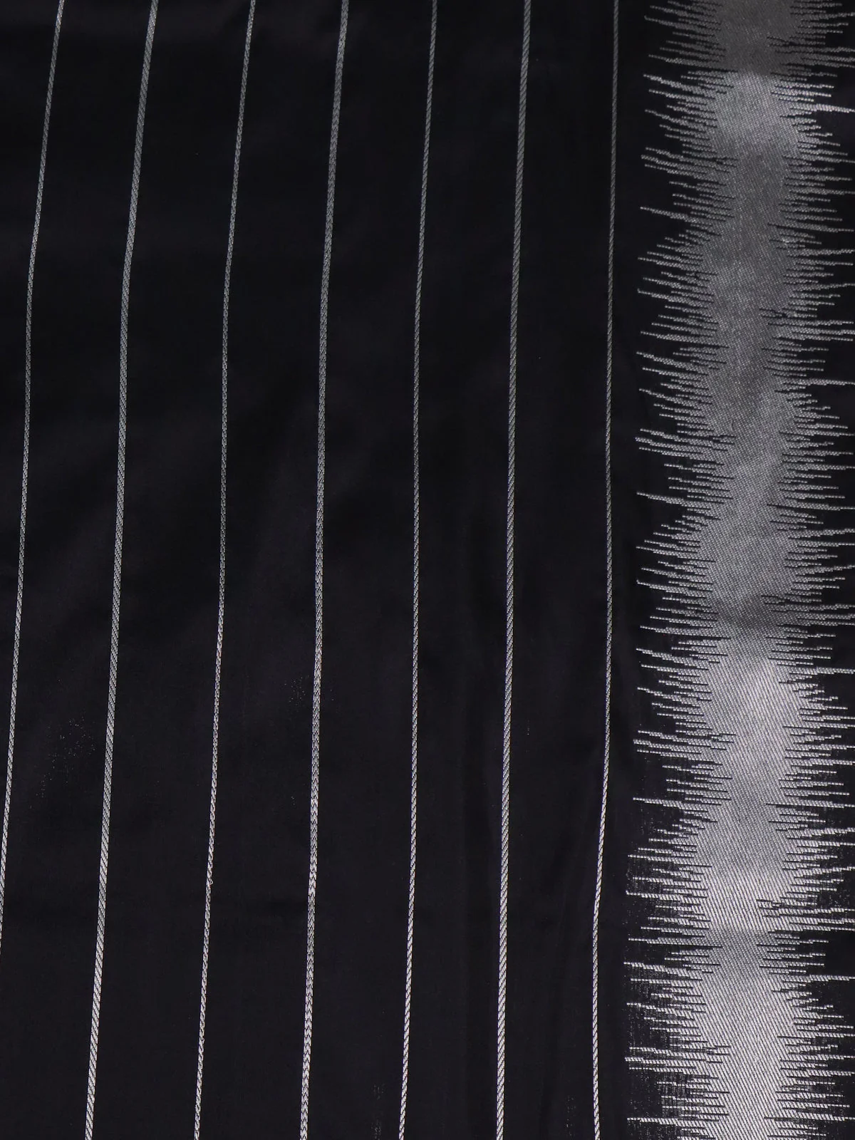 Black Banarasi Silk Saree - Image 4