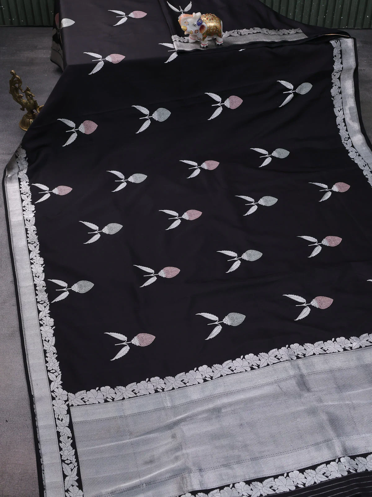 Black Banarasi Silk Saree - Image 2