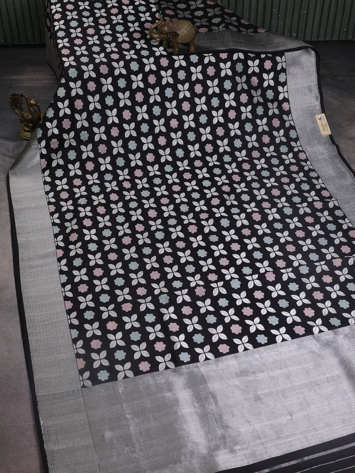 Black Chanderi Silk Saree - Image 2
