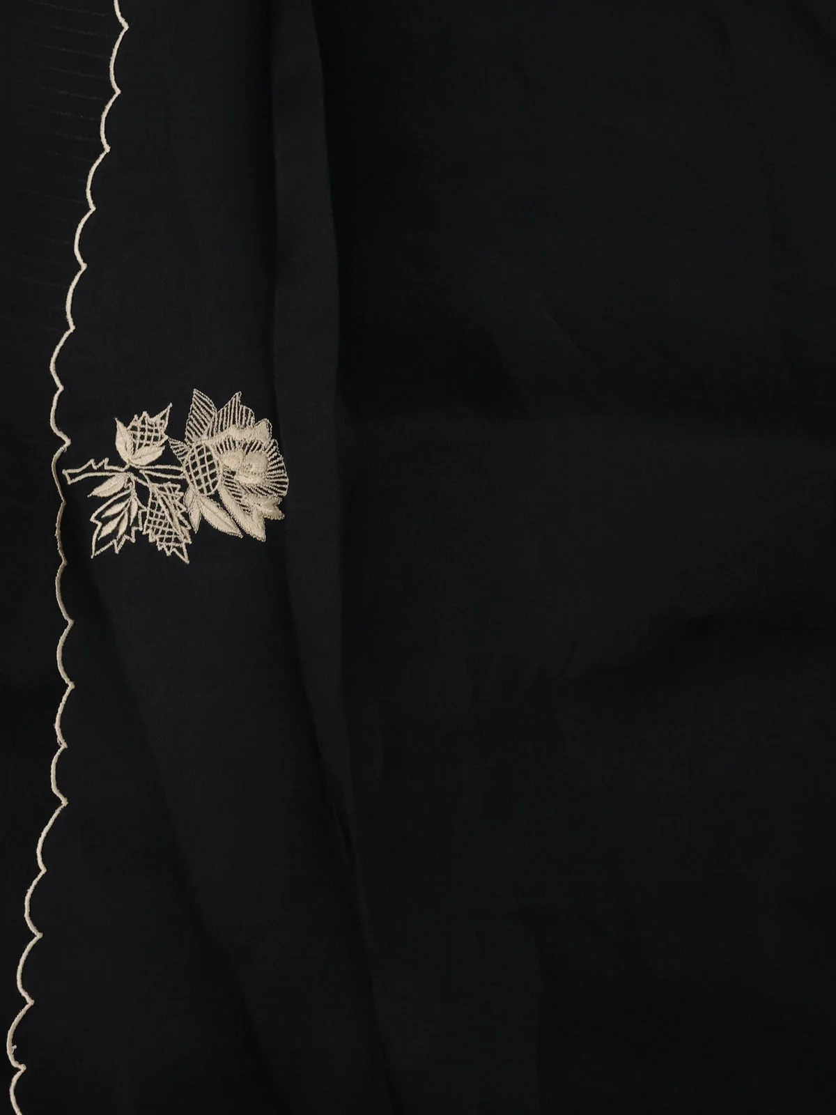 Black Organza Silk Saree - Image 4