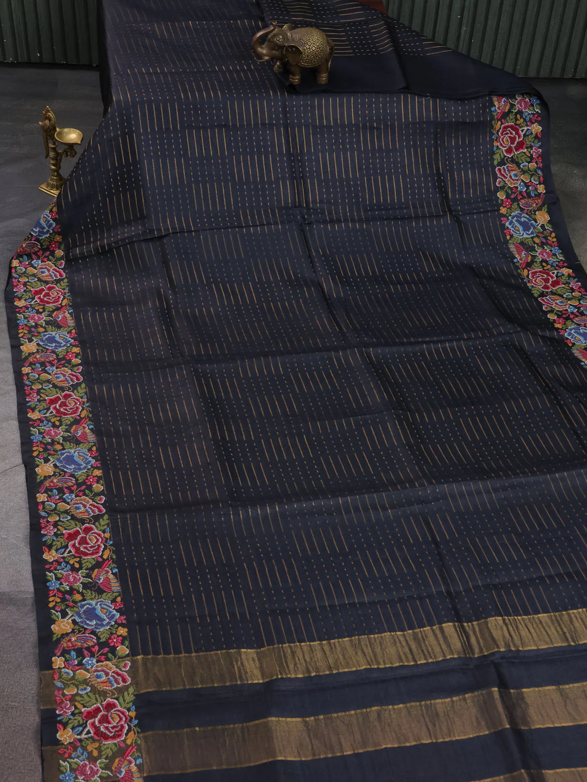 Black Tussar Silk Saree - Image 2