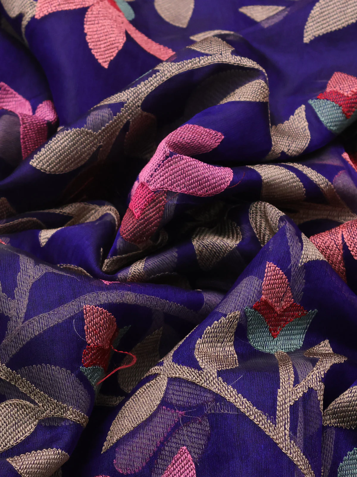Blue Organza Silk Saree With Allover Floarl Embroidery & Silver Zari Border - Image 3