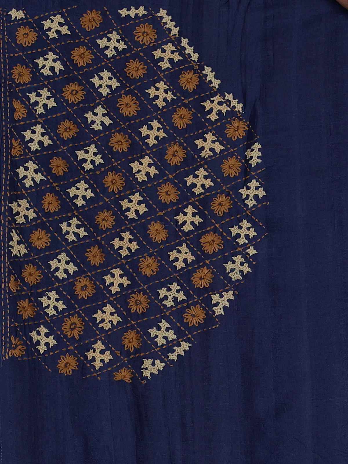 Blue Pure Tussar Silk Saree With Allover Kutch Embroidery & Pita Work - Image 4
