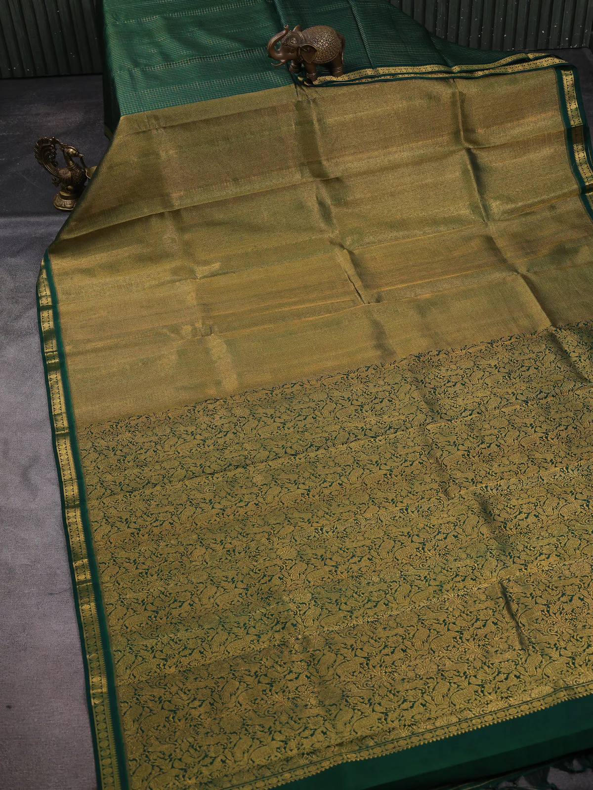 Bottle Green Kanchipuram Silk Saree - Image 2