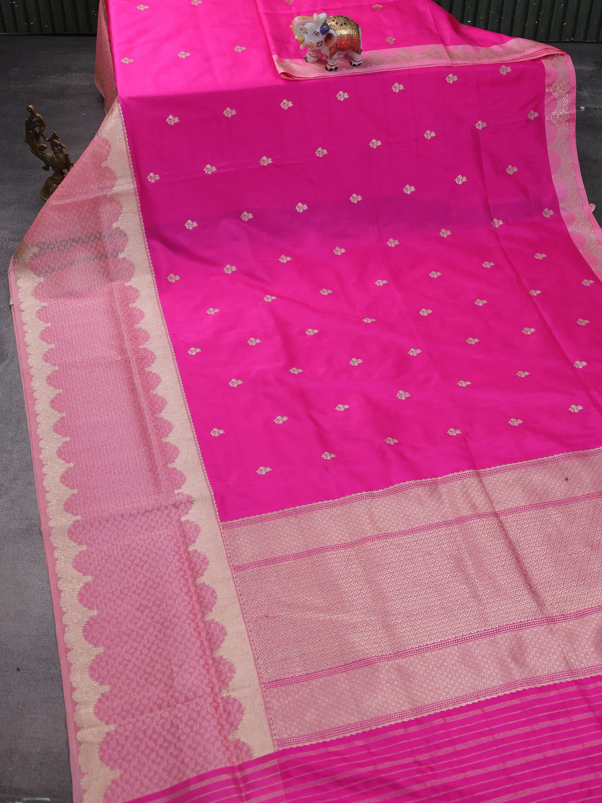 Candy Pink Banarasi Silk Saree - Image 2
