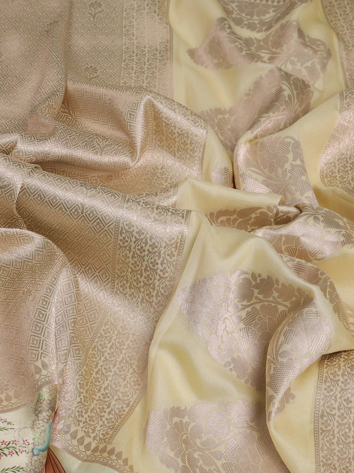 Cream Banarasi Silk Saree With Allover Zari Weaves & Satin Border Prints - Image 3