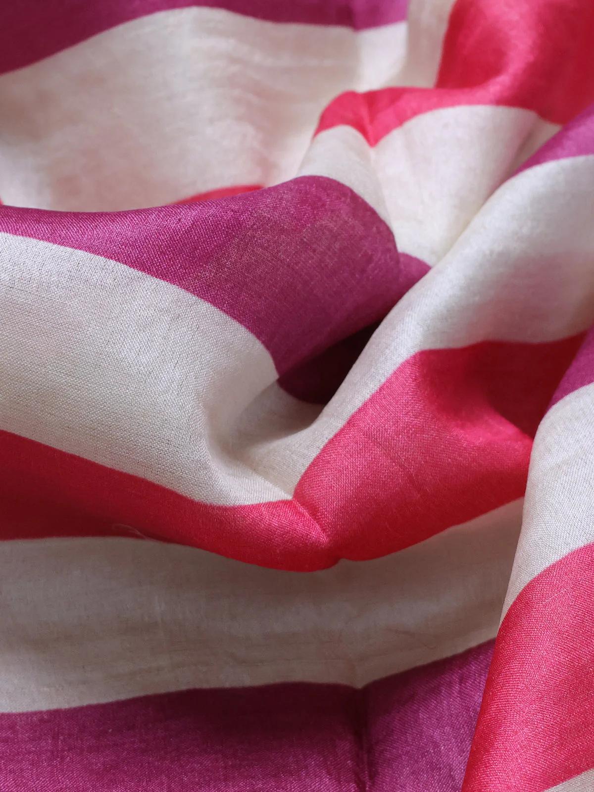 Cream-Pink Tussar Silk Saree - Image 3