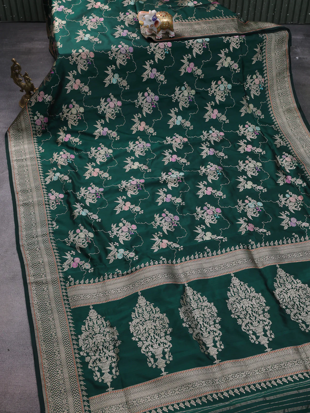 Dark Green Banarasi Silk Saree - Image 2