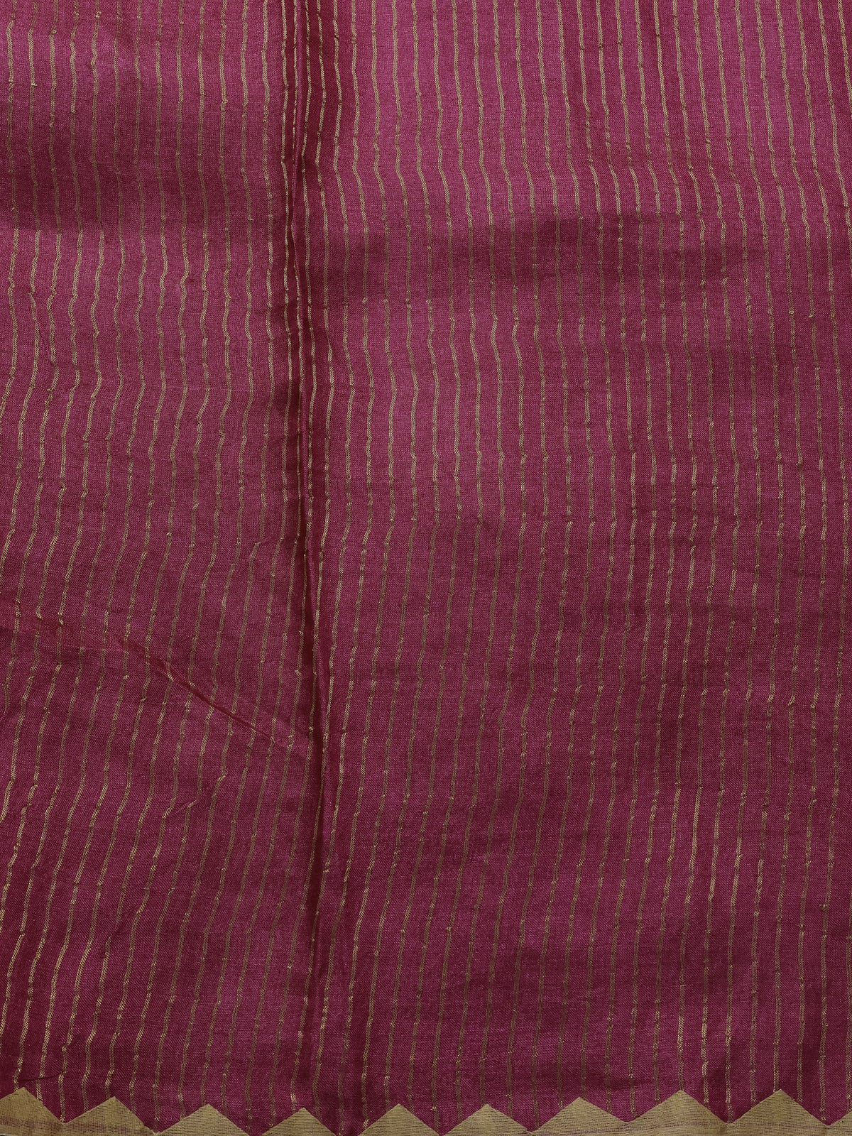 Dark Pink Tussar Silk Saree - Image 4