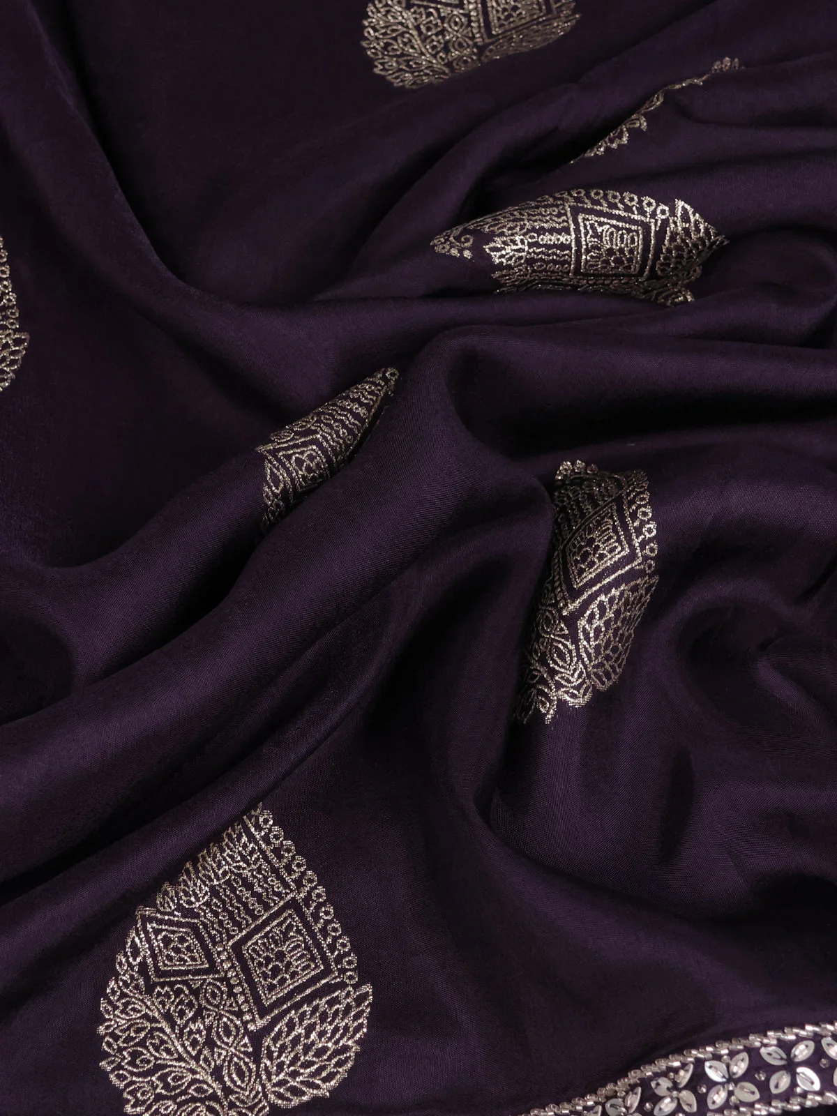 Deep Jamun Banarasi Silk Saree With Embroidered Readymade Blouse - Image 3