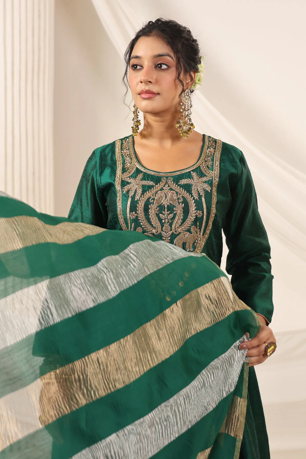 Emerald Green Raw Silk Anarkali Salwar Suit With Heavy Embroidery & Rich Duaptta - Image 16