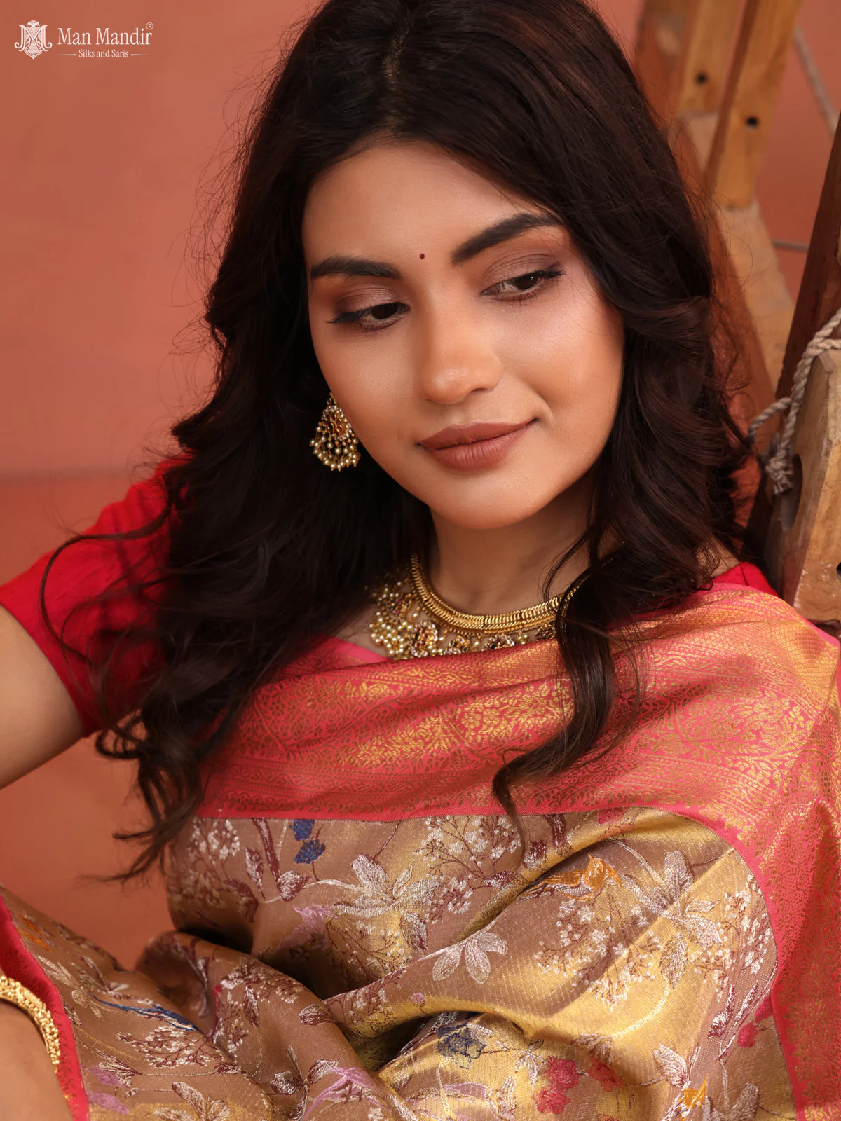Gold - Peach Pink Kanchipuram Tissue Silk Saree - Image 5
