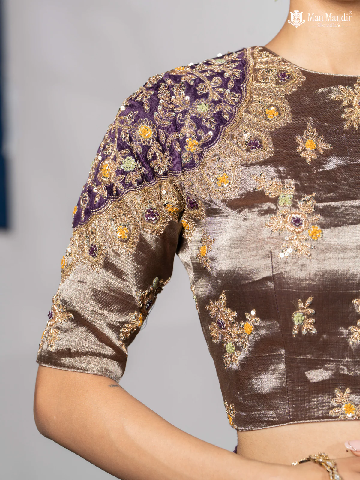 Gold-Silver Tissue Saree With Embroidery Readymade Blouse - Image 5
