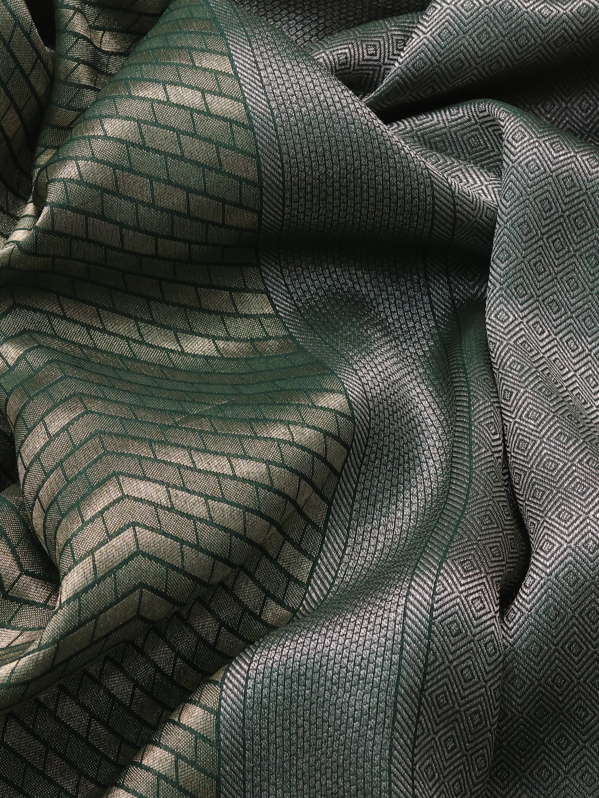 Green Banarasi Silk Saree With Brocade Zari Weaves & Embroided Border - Image 3
