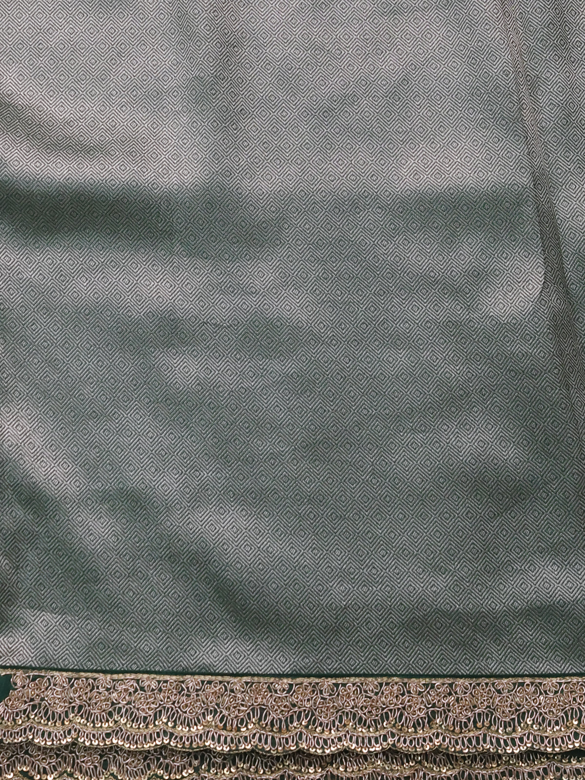 Green Banarasi Silk Saree With Brocade Zari Weaves & Embroided Border - Image 4