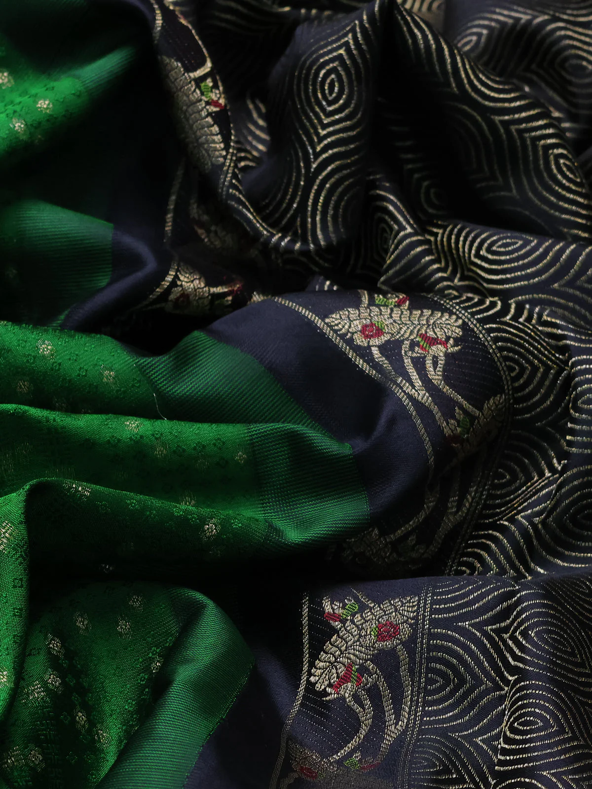 Green-Maroon Pure Kanchipuram Silk Saree - Image 3