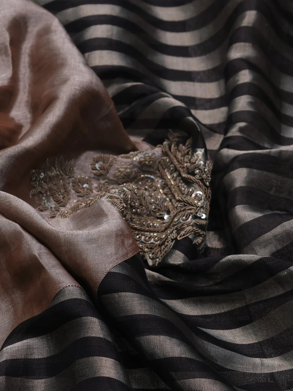 Grey-Black Tissue Silk Saree With Zardosi Work - Image 3