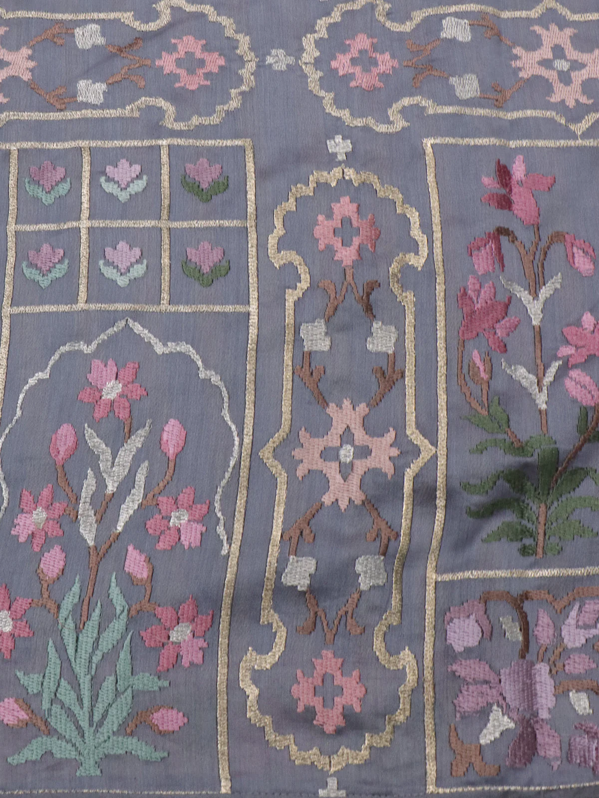 Grey-Chanderi Cotton Saree With Embroidery - Image 4