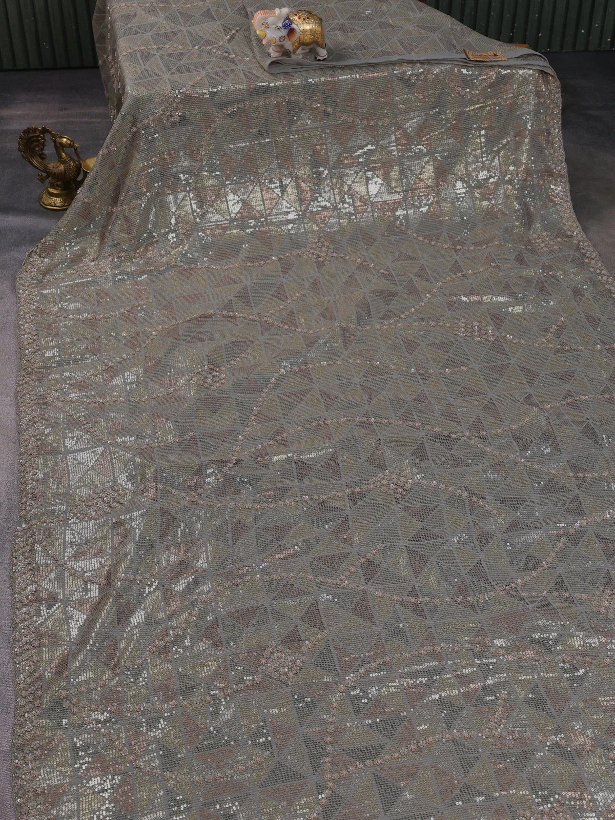 Grey Georgette Sequins Saree - Image 2