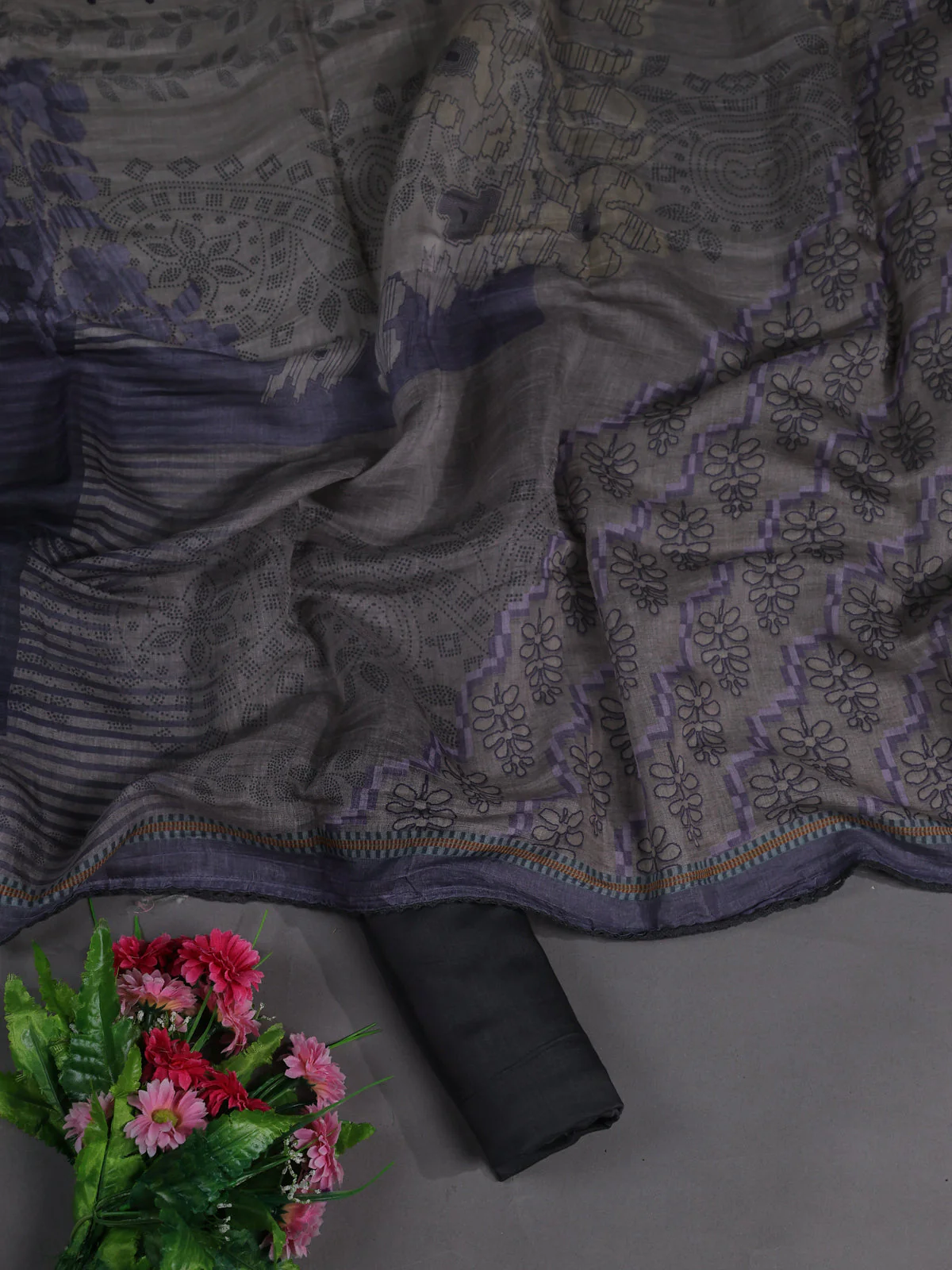 Grey Mul Chanderi Unstitched Suit - Image 2