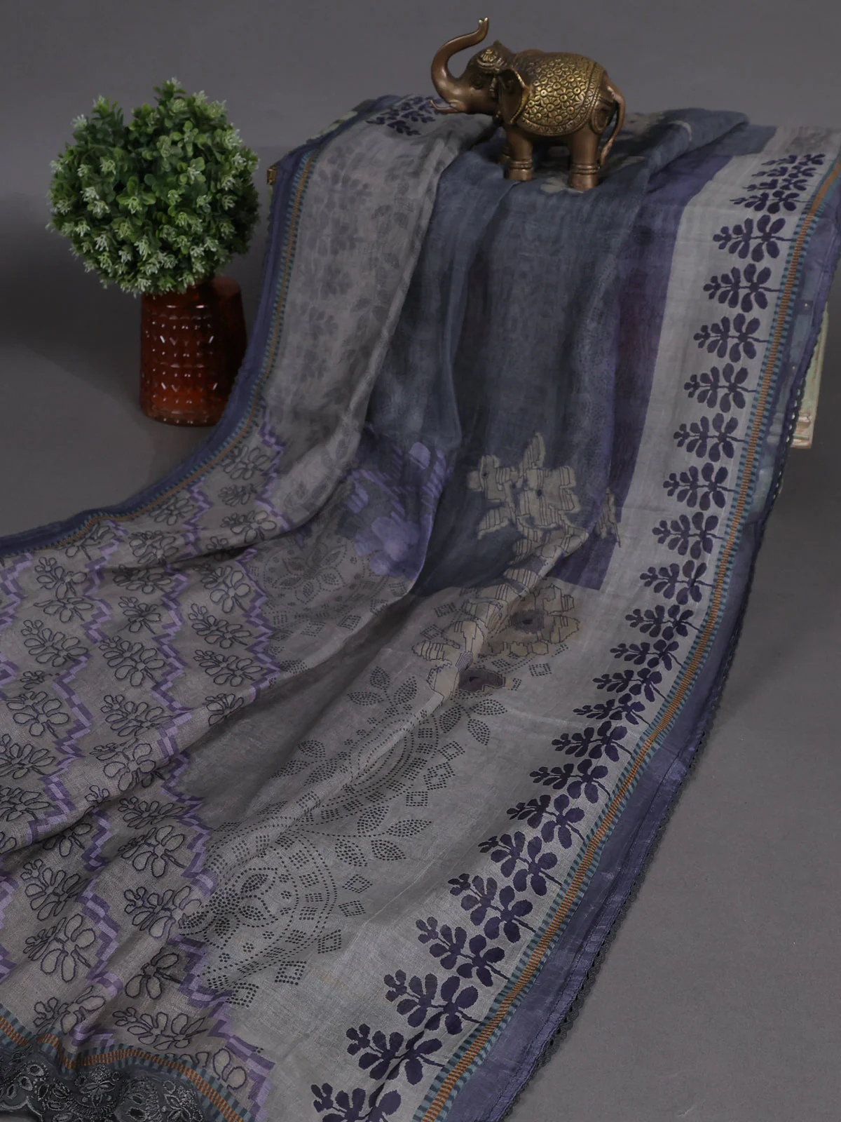 Grey Mul Chanderi Unstitched Suit - Image 3