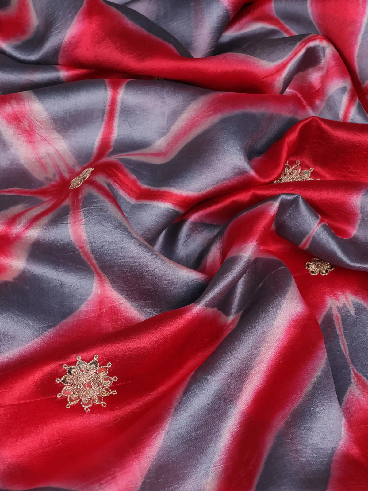 Grey-Red Tussar Silk Saree With Embroidered Readymade Blouse - Image 3