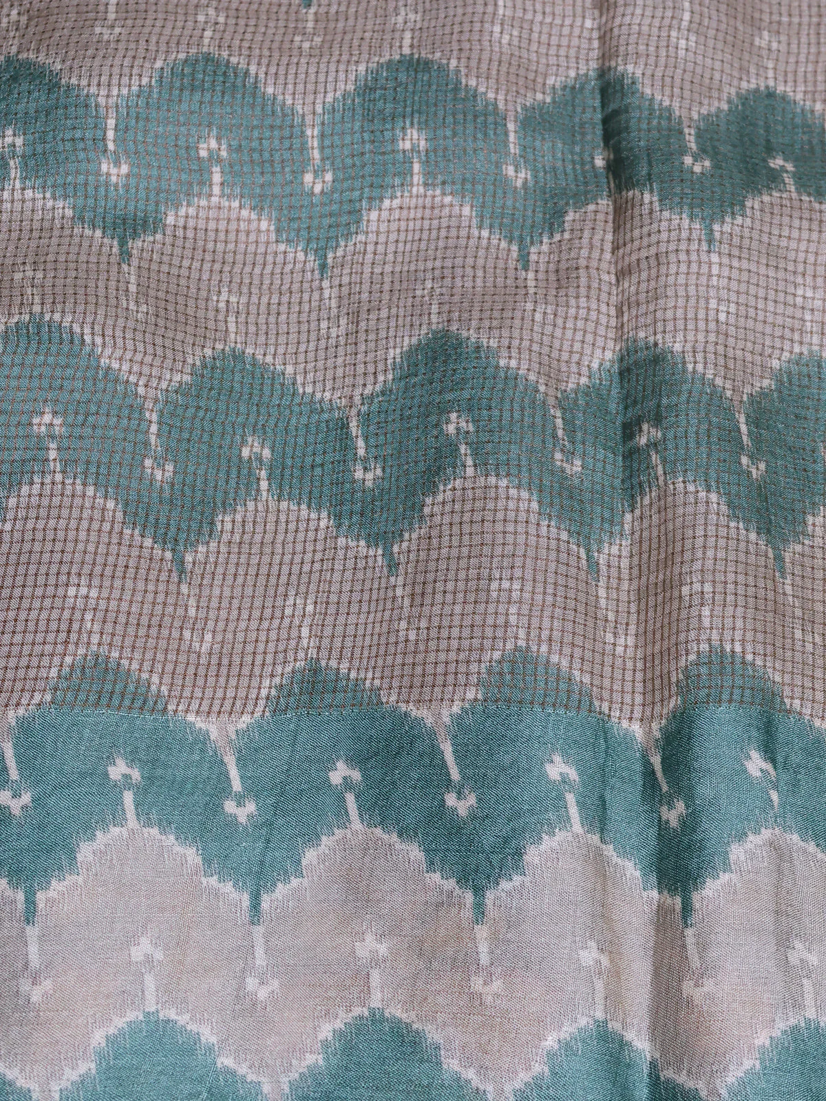 Grey Tussar Silk Saree - Image 4