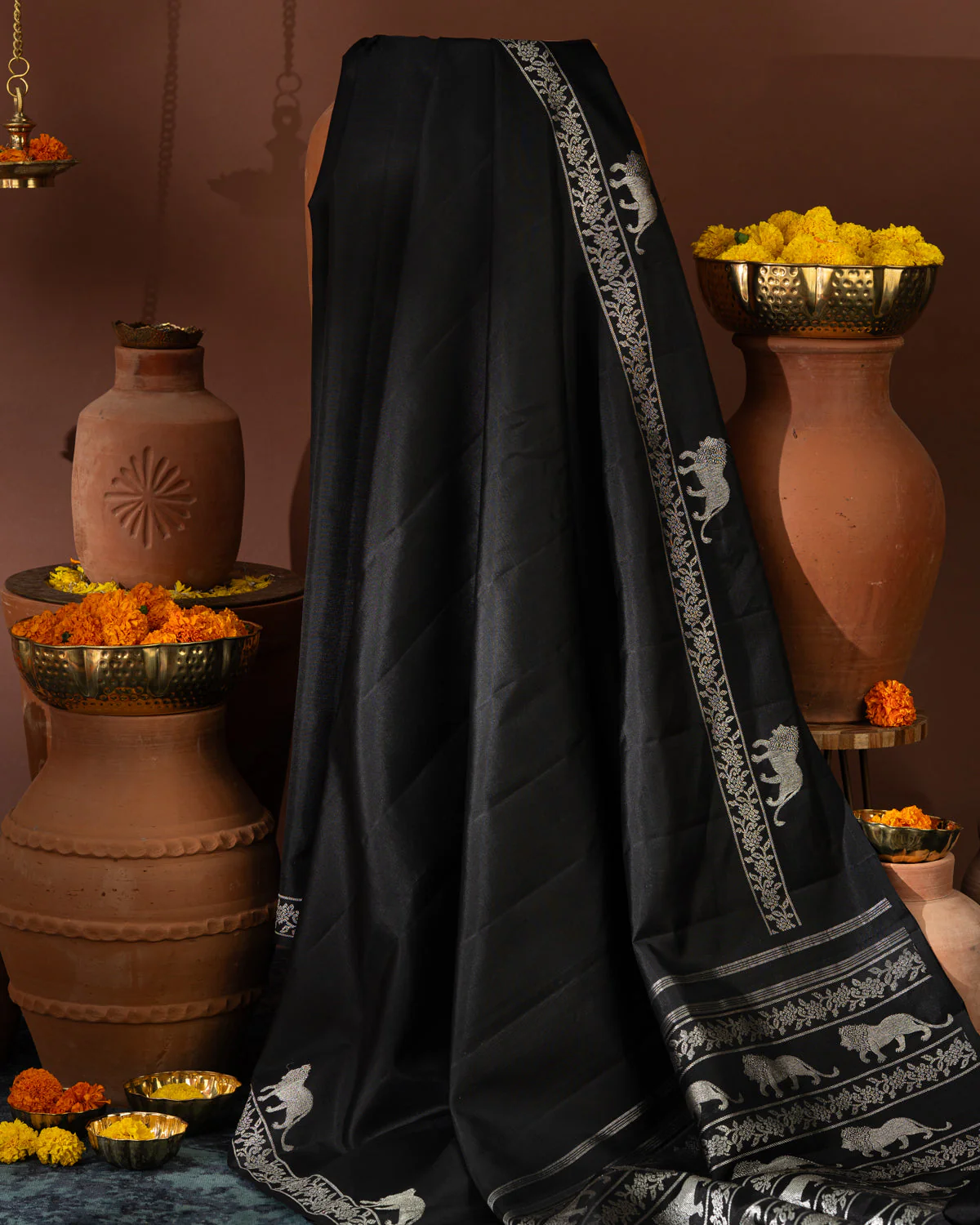 Majestic Black & Silver Kanchipuram Silk With Lion And Floral Weaves - Image 3