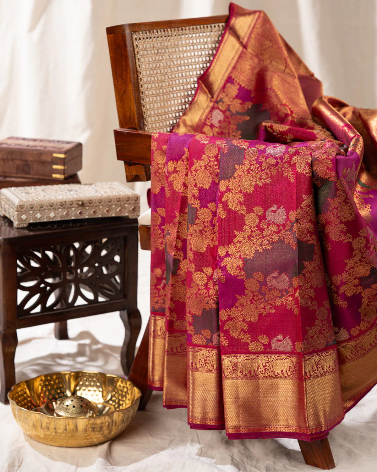 Pink Kanchipuram Silk Saree With Zari Weaves - Image 2