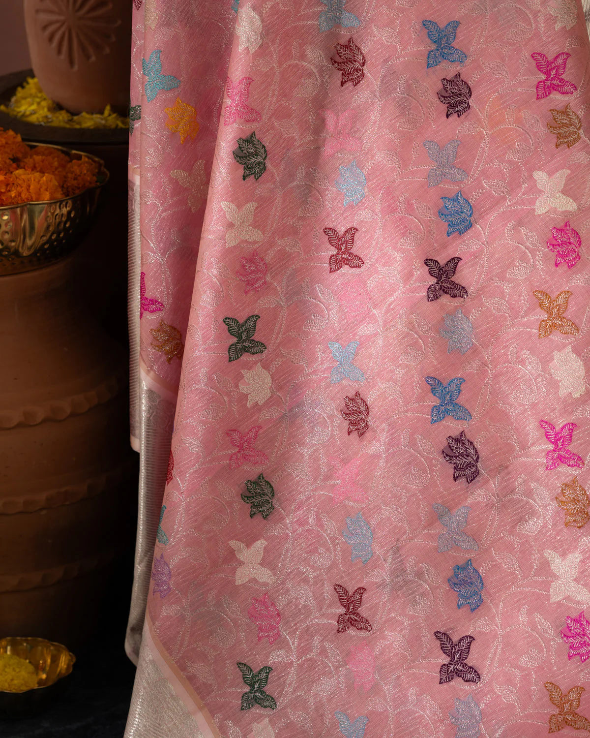 Pink Kanchipuram Kora Silk With Minakari Jaal Weaves - Image 4