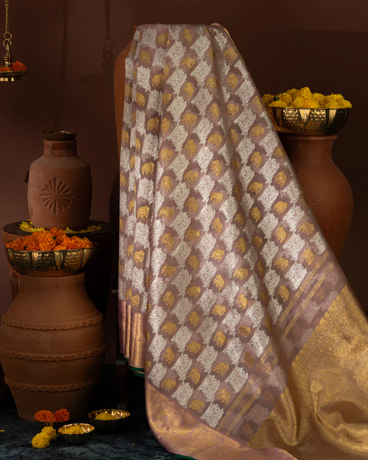 Pastel Pink Kanchipuram Silk Saree With Silver & Gold Zari Weaves - Image 5