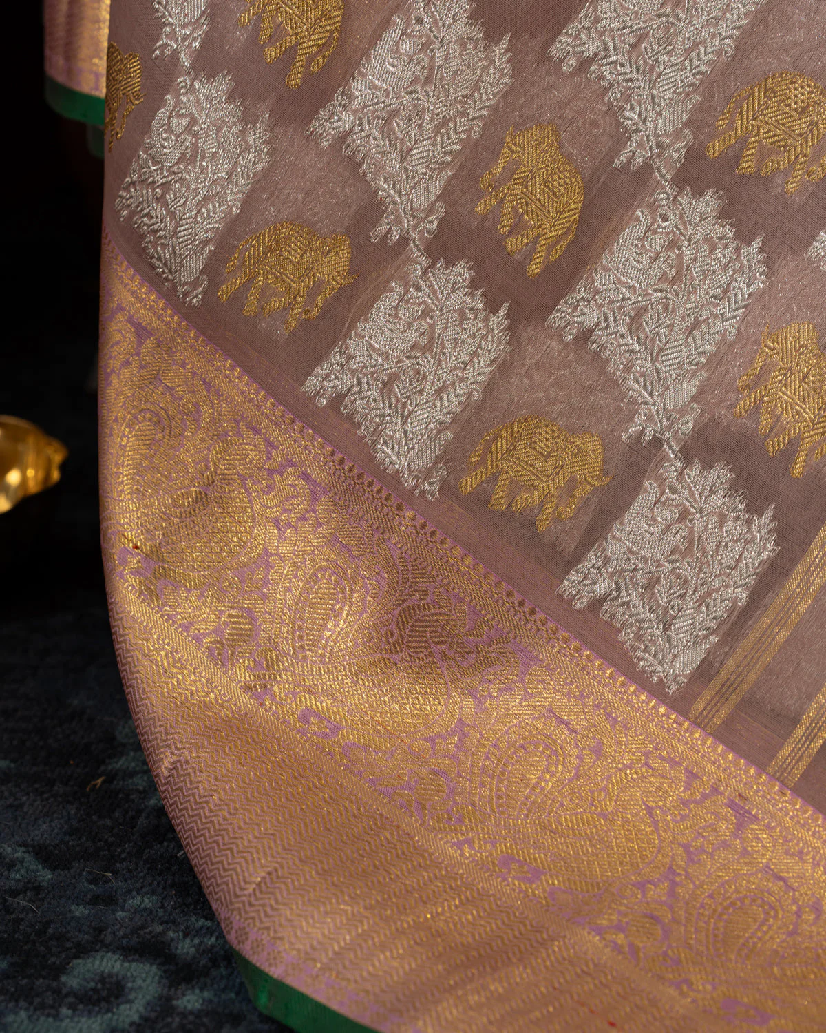 Pastel Pink Kanchipuram Silk Saree With Silver & Gold Zari Weaves - Image 8