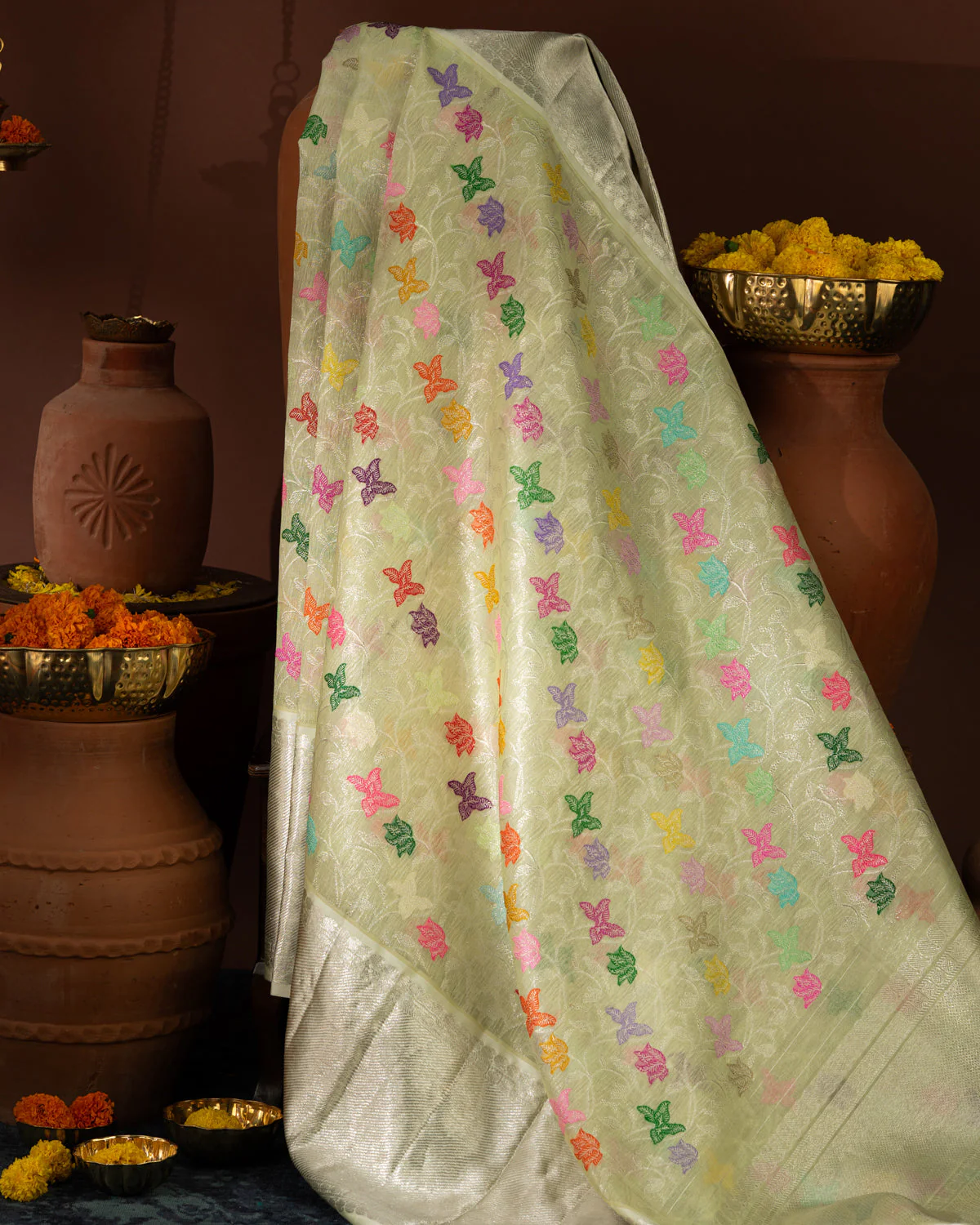 Pastel Green Kanchipuram Kora Silk With Minakari Jaal Weaves - Image 3