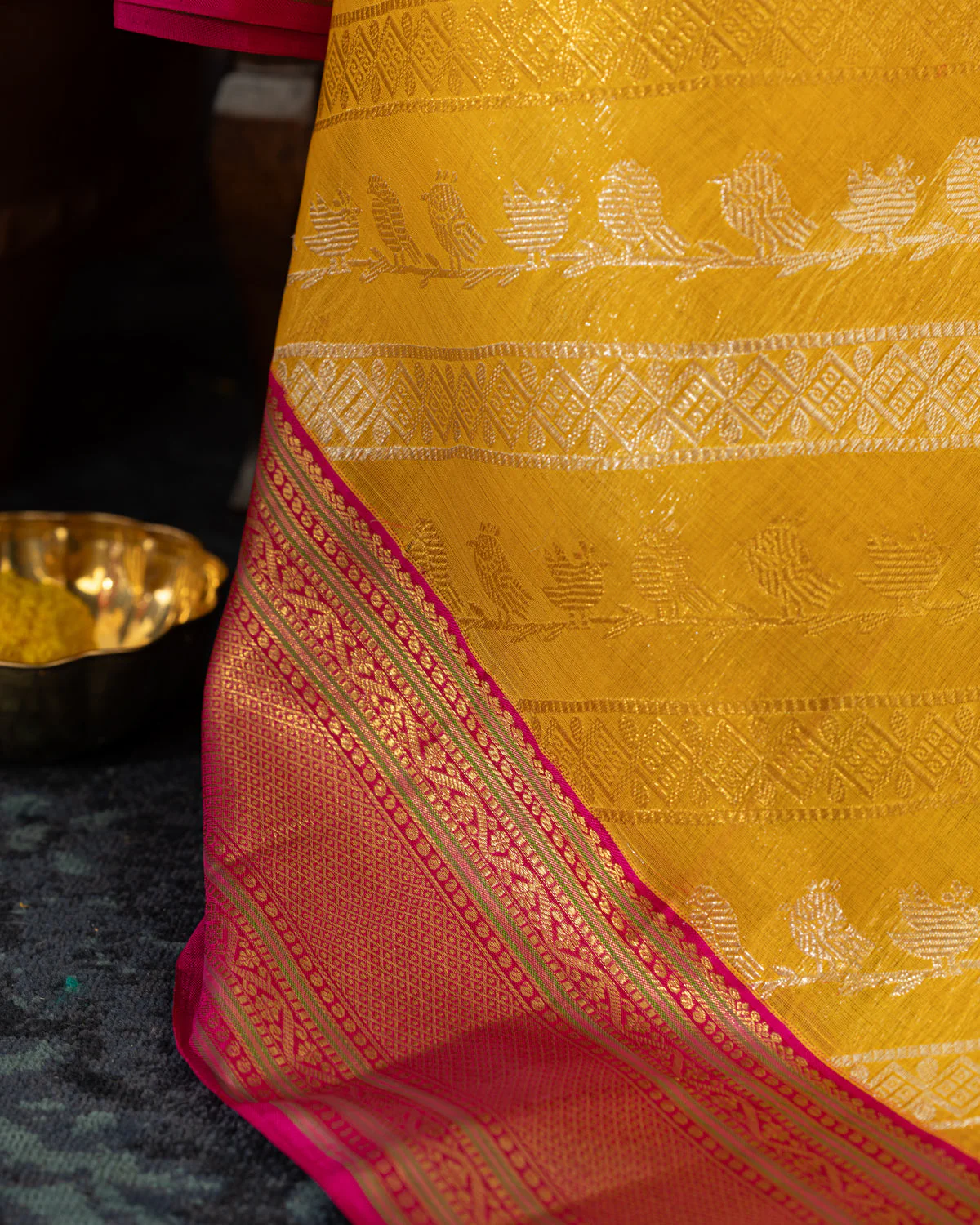 Yellow & Pink Kanchipuram Silk Saree With Silver & Gold Alternative Zari - Image 7