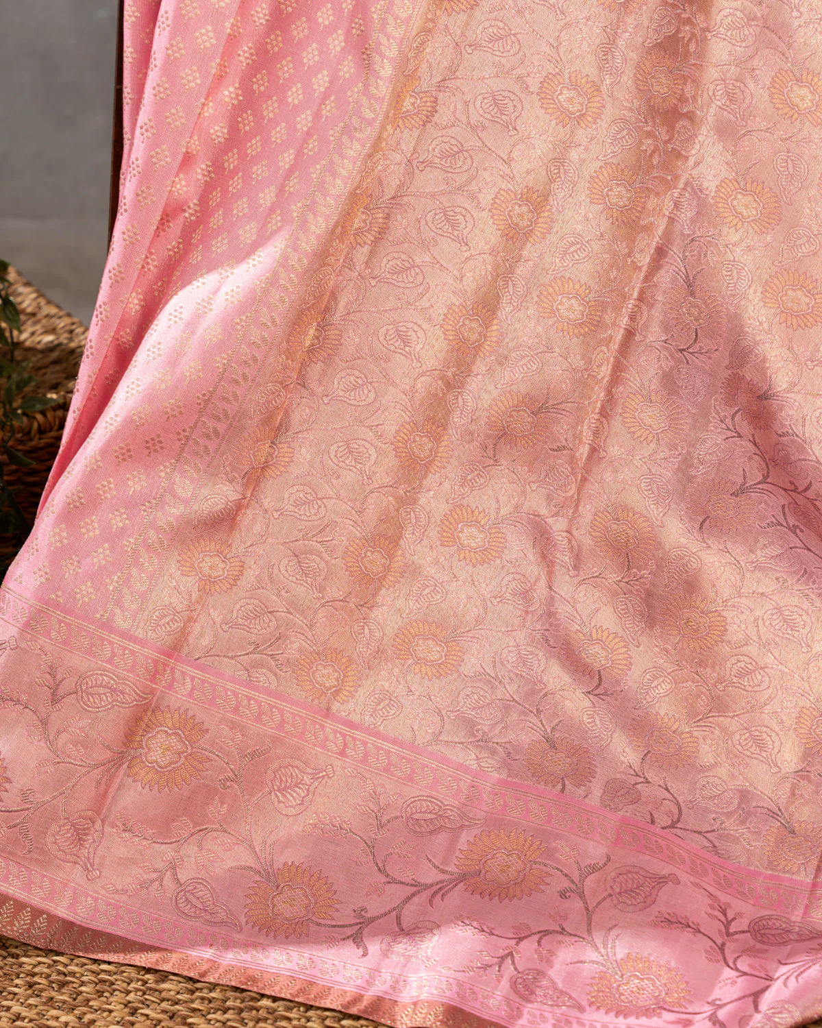 Light Pink Kanchipuram Silk Saree With Brocade Weaves - Image 5