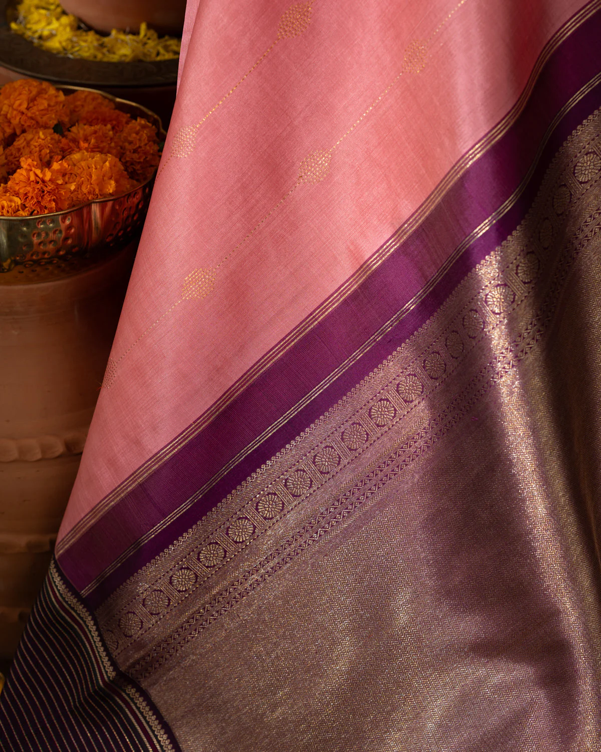Peach Pink & Purple Kanchipuram Silk Saree With Zari Weaves In Contrast Pallu - Image 2