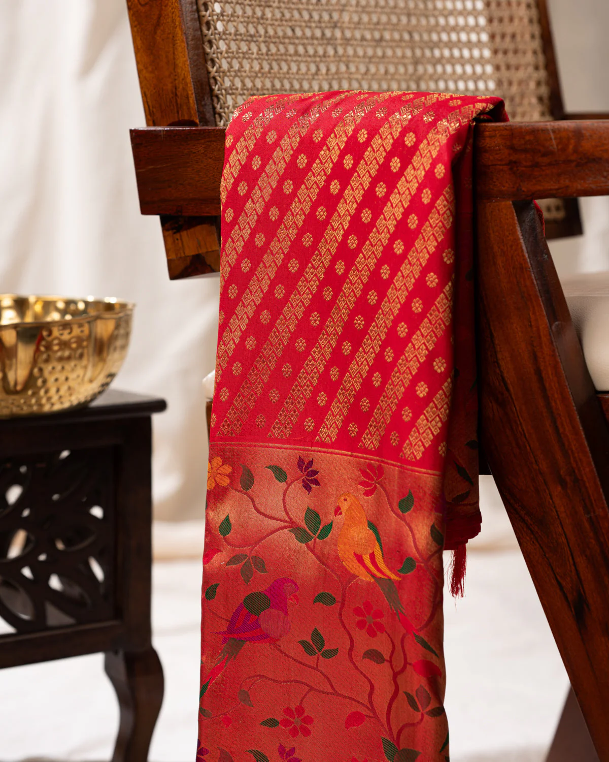 Red Kanchipuram Silk Saree With Rich Paithani Pallu - Image 3